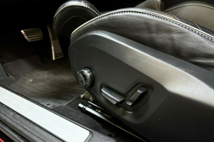 volvo-v60-elektrisitetbensin-2022-big-23