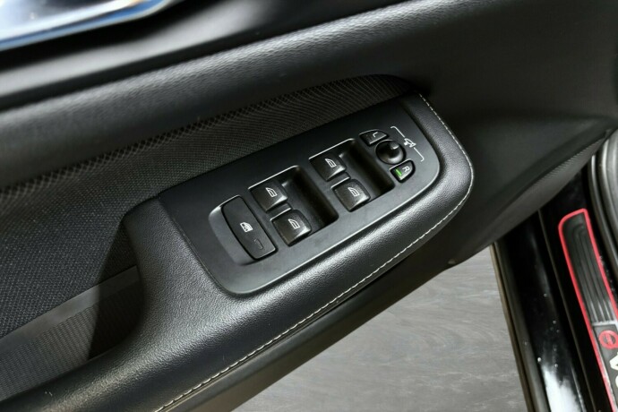 volvo-v60-elektrisitetbensin-2022-big-24