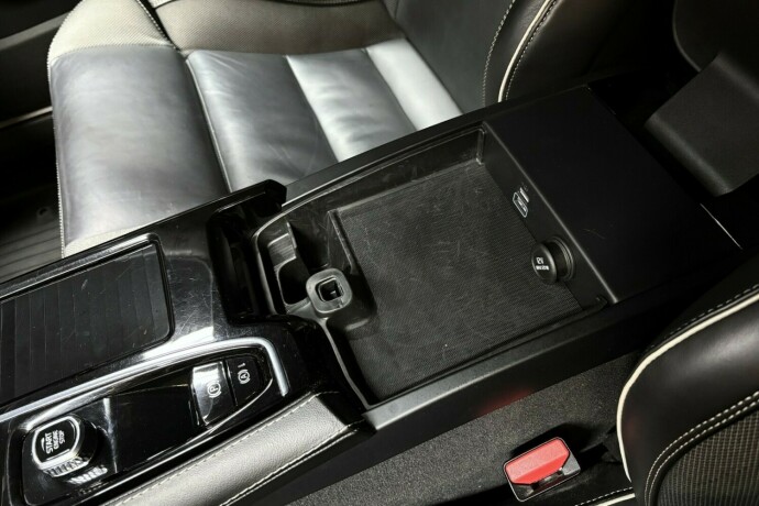 volvo-v60-elektrisitetbensin-2022-big-40