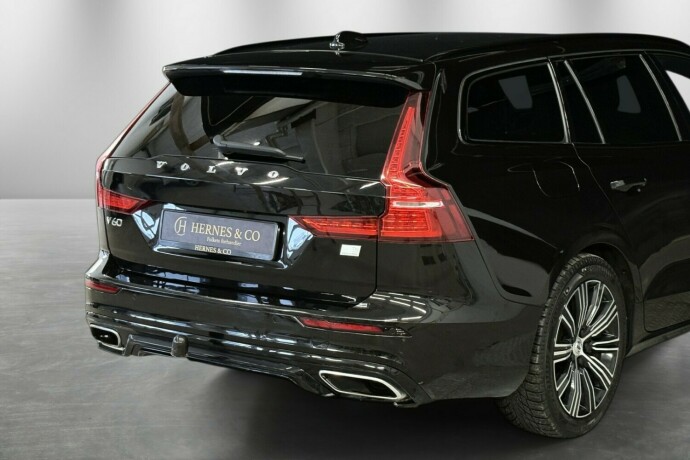 volvo-v60-elektrisitetbensin-2022-big-7