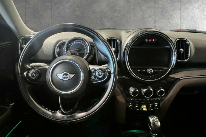 mini-countryman-elektrisitetbensin-2017-big-14