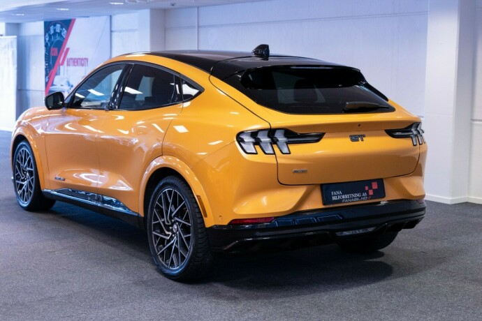 ford-mustang-mach-e-elektrisitet-2021-big-1