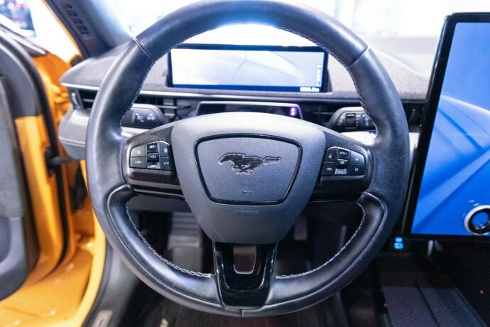 ford-mustang-mach-e-elektrisitet-2021-big-12