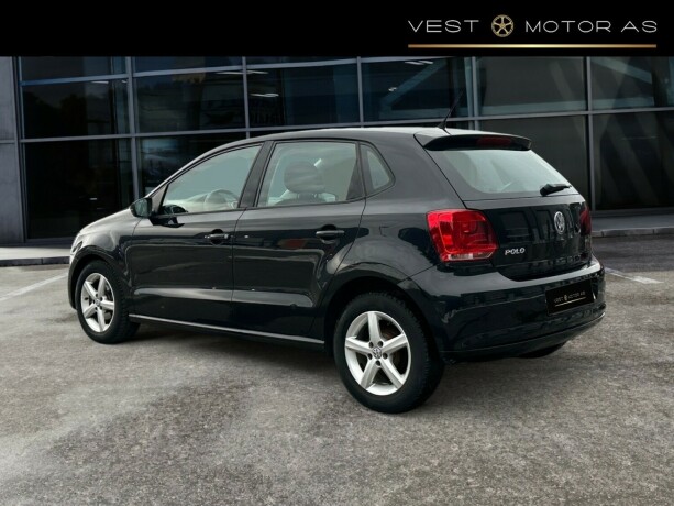 volkswagen-polo-bensin-2013-big-4