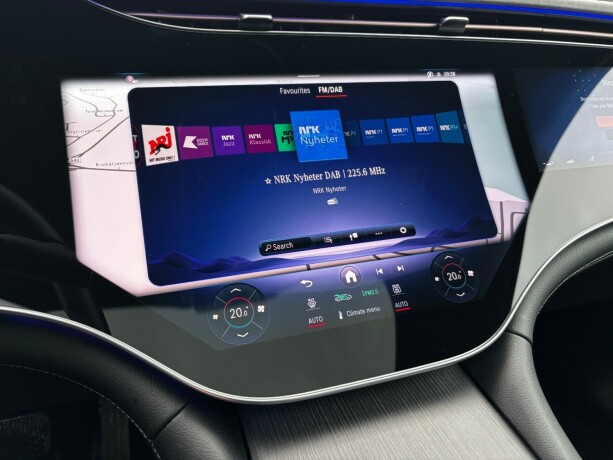 mercedes-benz-eqs-suv-elektrisitet-2023-big-23