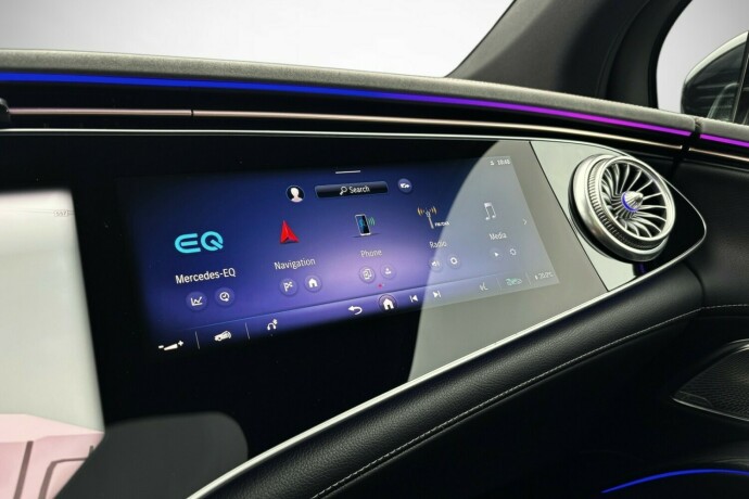 mercedes-benz-eqs-suv-elektrisitet-2023-big-33