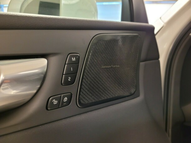 volvo-xc-60-elektrisitetbensin-2022-big-30