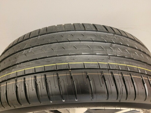 volvo-xc-60-elektrisitetbensin-2022-big-14