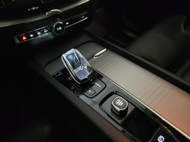 volvo-xc-60-elektrisitetbensin-2022-big-34