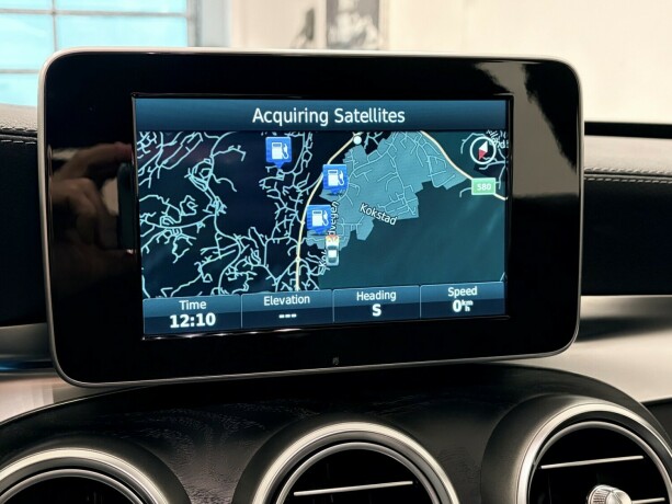 mercedes-benz-c-klasse-elektrisitetbensin-2017-big-18