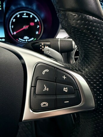 mercedes-benz-c-klasse-elektrisitetbensin-2017-big-15