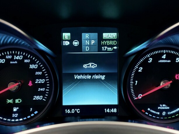 mercedes-benz-c-klasse-elektrisitetbensin-2017-big-25