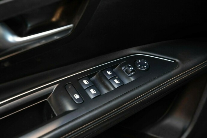 peugeot-5008-diesel-2020-big-25