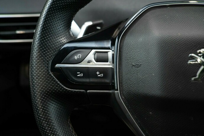 peugeot-5008-diesel-2020-big-31