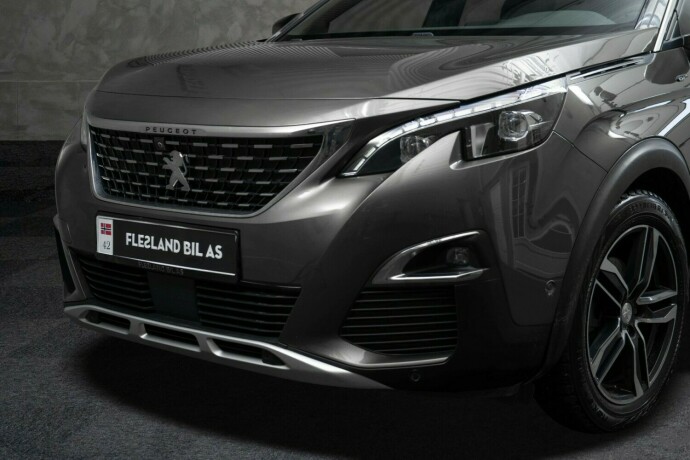 peugeot-5008-diesel-2020-big-2