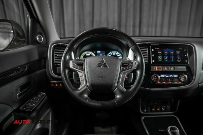 mitsubishi-outlander-elektrisitetbensin-2018-big-24