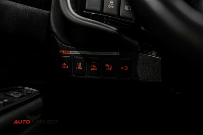 mitsubishi-outlander-elektrisitetbensin-2018-big-25