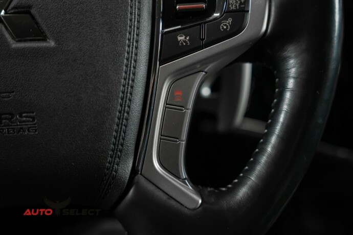 mitsubishi-outlander-elektrisitetbensin-2018-big-32