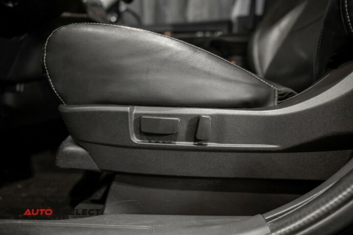 mitsubishi-outlander-elektrisitetbensin-2018-big-21