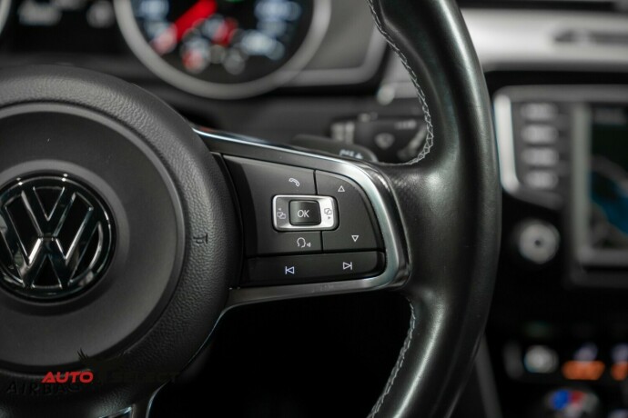 volkswagen-passat-diesel-2016-big-31