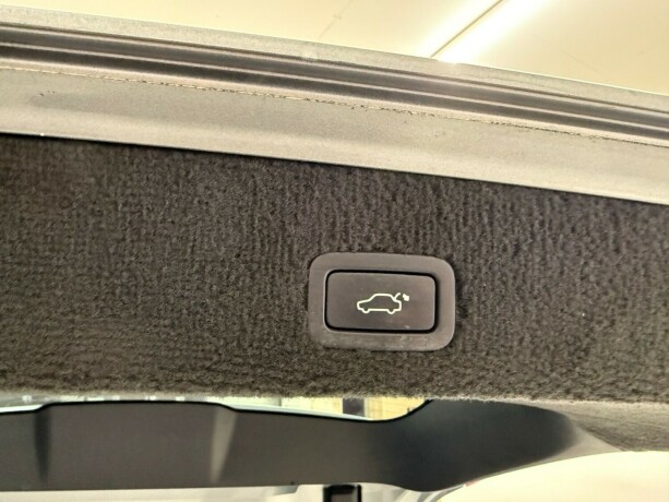 volvo-xc-70-diesel-2010-big-12