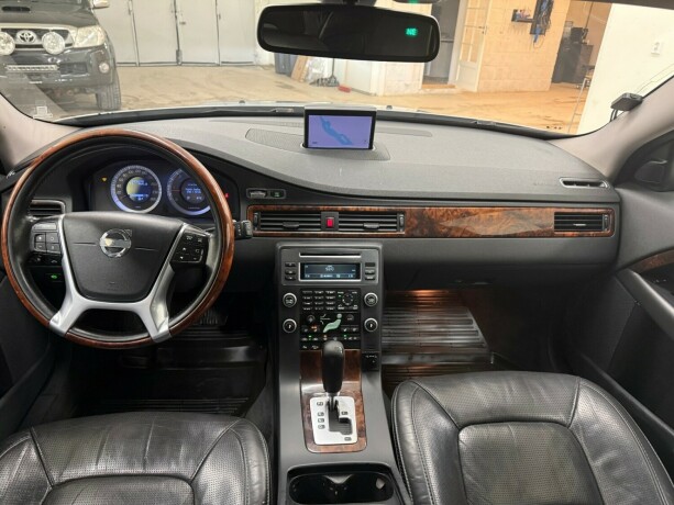 volvo-xc-70-diesel-2010-big-16