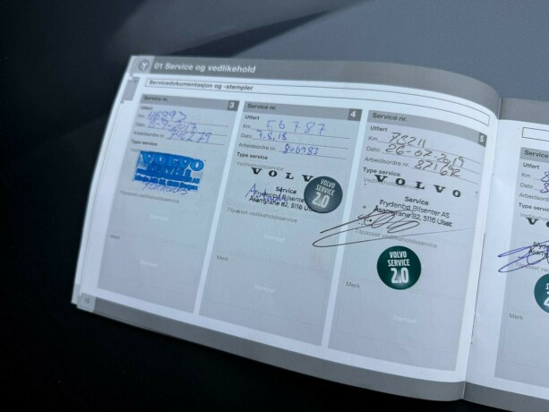 volvo-v40-cross-country-diesel-2014-big-29