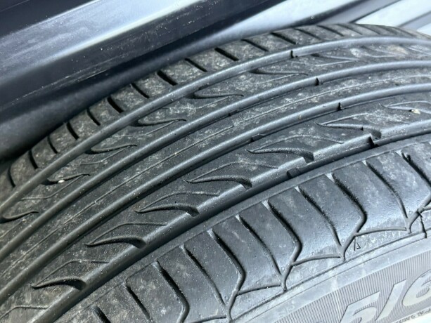 volvo-v40-cross-country-diesel-2014-big-26