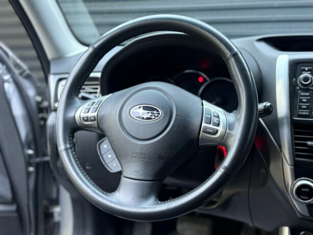 subaru-forester-bensin-2011-big-12