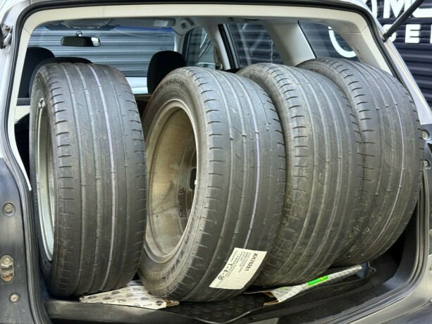 subaru-forester-bensin-2011-big-28