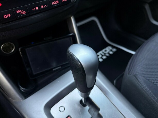 subaru-forester-bensin-2011-big-23