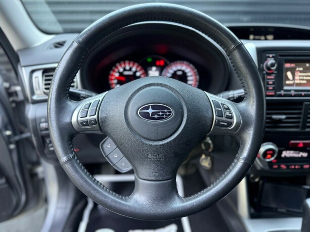 subaru-forester-bensin-2011-big-13