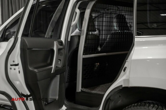 toyota-land-cruiser-diesel-2019-big-19