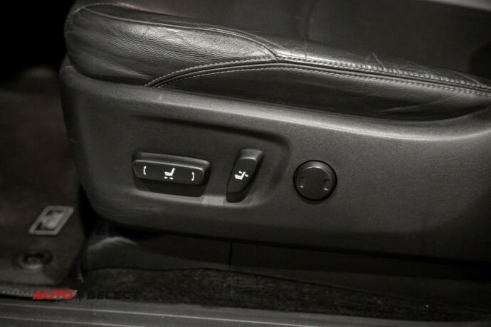 toyota-land-cruiser-diesel-2019-big-27