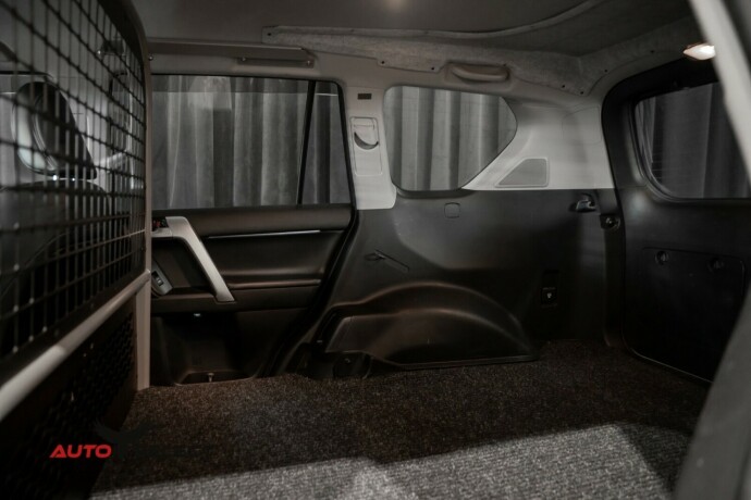 toyota-land-cruiser-diesel-2019-big-20