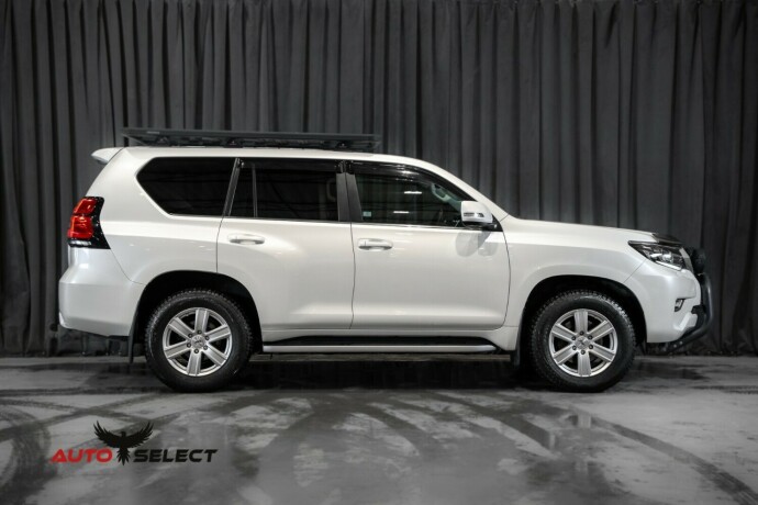 toyota-land-cruiser-diesel-2019-big-15