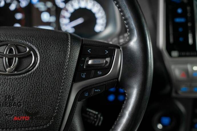 toyota-land-cruiser-diesel-2019-big-35