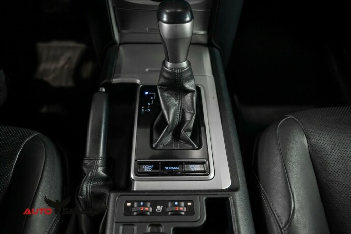 toyota-land-cruiser-diesel-2019-big-42