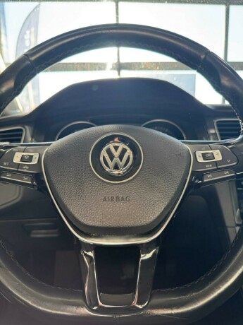 volkswagen-golf-elektrisitet-2019-big-17