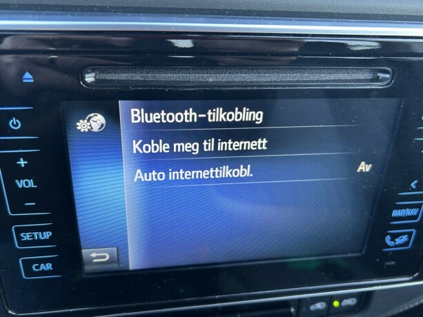 toyota-auris-elektrisitetbensin-2018-big-31