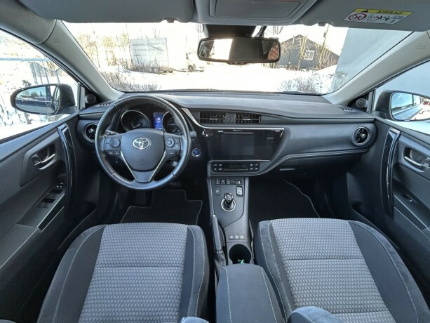 toyota-auris-elektrisitetbensin-2018-big-13