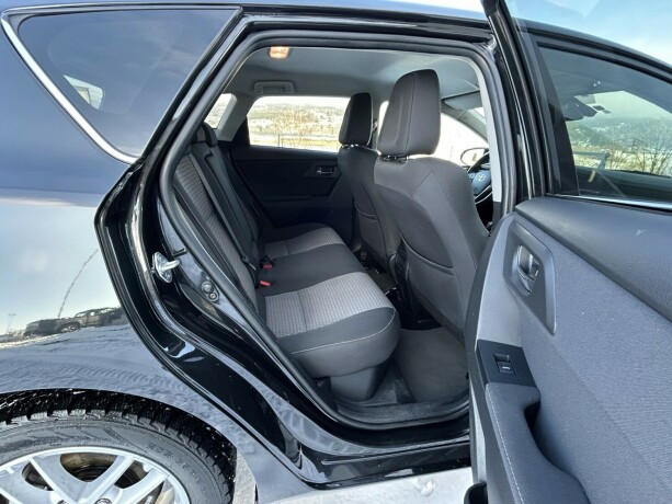 toyota-auris-elektrisitetbensin-2018-big-9