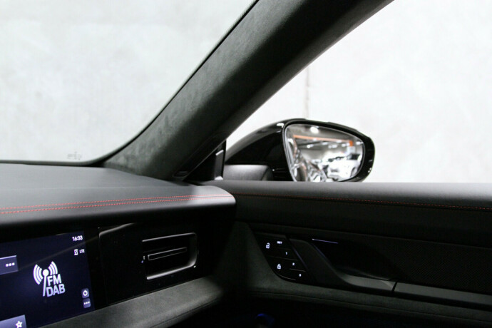 porsche-taycan-sport-turismo-elektrisitet-2023-big-9