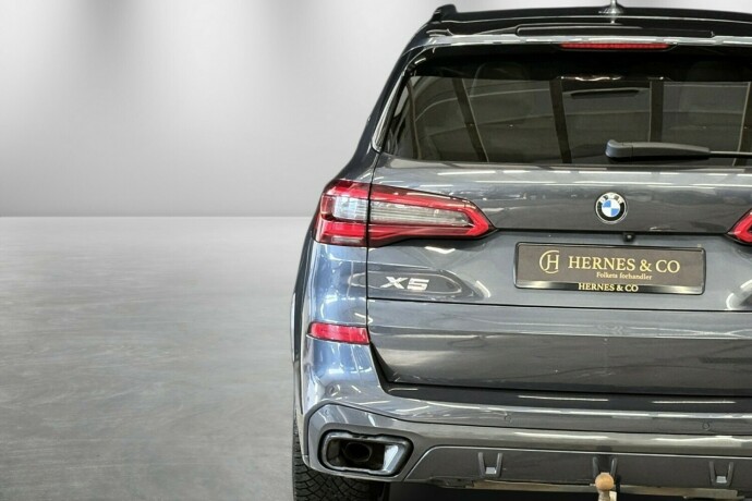 bmw-x5-plug-in-petrol-2020-big-4