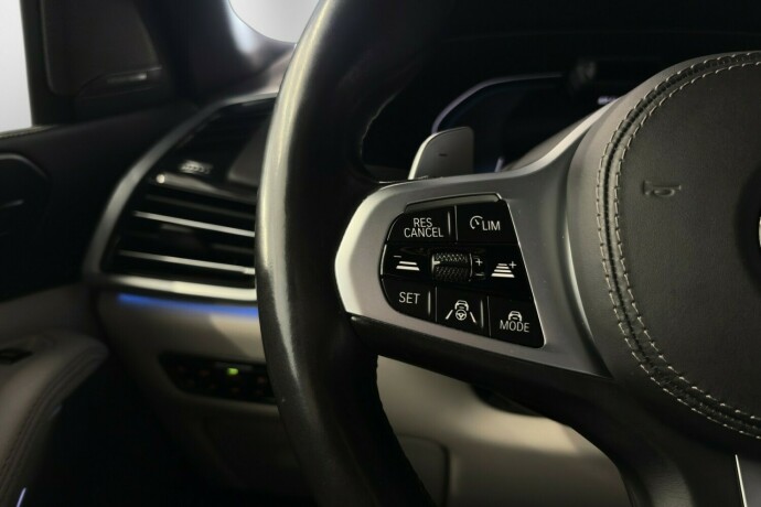 bmw-x5-plug-in-petrol-2020-big-28