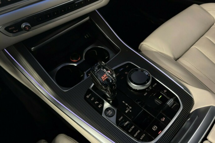 bmw-x5-plug-in-petrol-2020-big-36