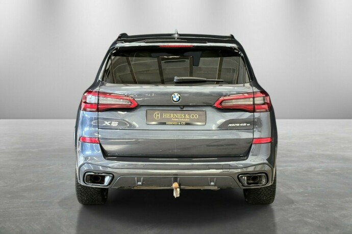 bmw-x5-plug-in-petrol-2020-big-15