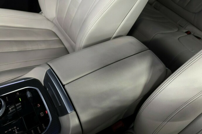 bmw-x5-plug-in-petrol-2020-big-37