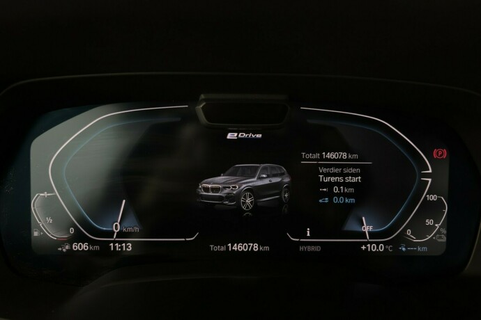 bmw-x5-plug-in-petrol-2020-big-22