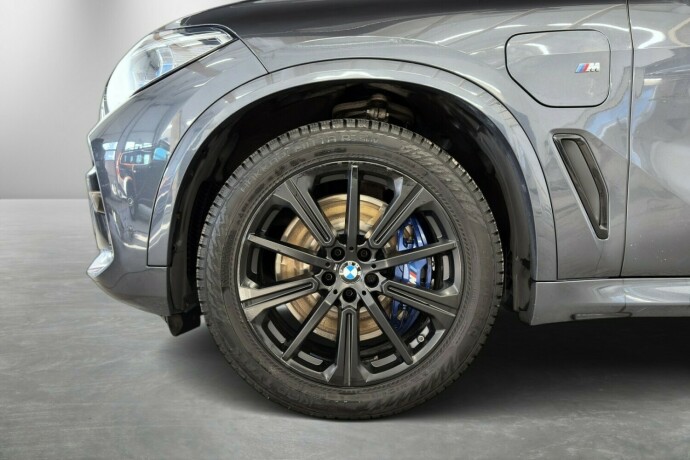 bmw-x5-plug-in-petrol-2020-big-12